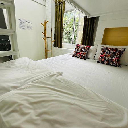 Hostel Hug Backpackers Chiang Mai Exterior foto